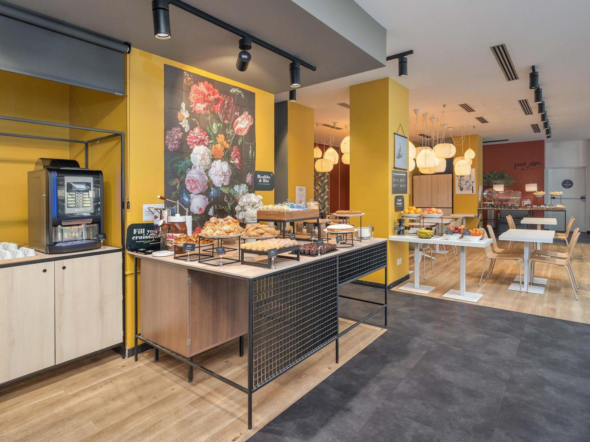 B&B Hotel Milano Central Station — Photos 1
